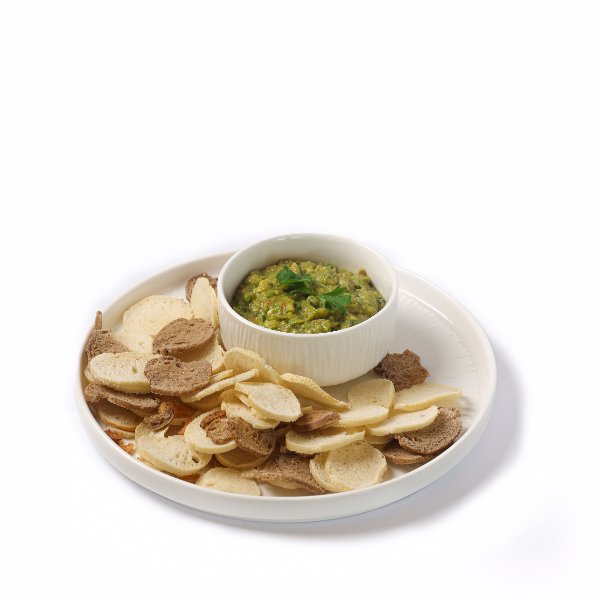 Guac & Crackers